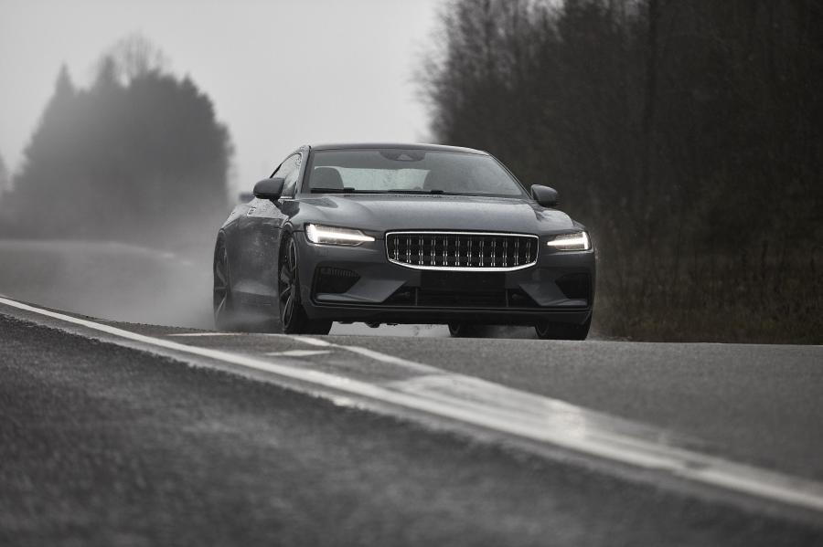  Polestar 1 2019 года  (WW) (фото 2 из 46)